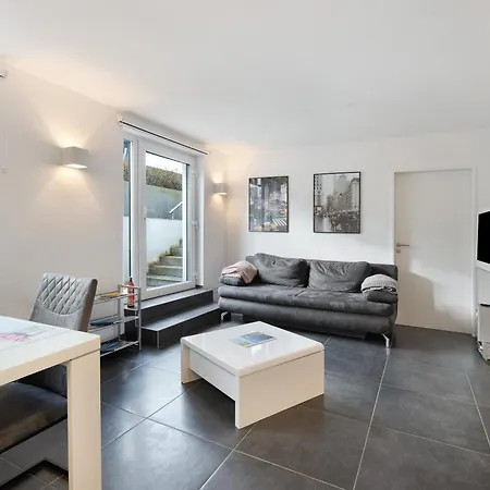 Goldbecker Apartment